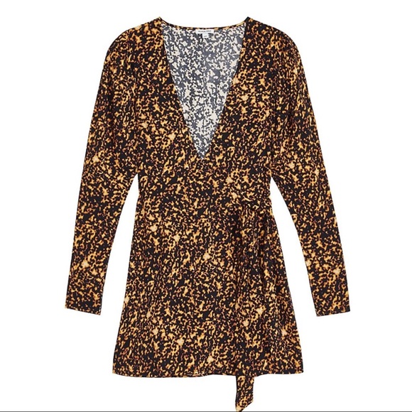 NEW WEWOREWHAT PRINTED WRAP MINI DRESS - Picture 7 of 8